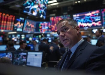 Crypto Crash: Bitcoin, XRP, SOL Tumble Amid Market Fears