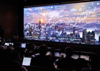 Governments Secretly Buying Bitcoin? Standard Chartered Predicts $500K