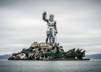 Bitcoin Miner Proposes $450M Alcatraz Statue